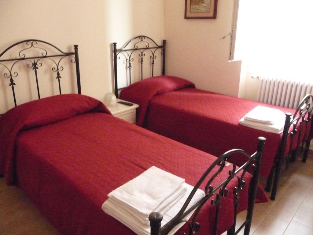 Bed and Breakfast Le Due Nicchie Matera Zimmer foto