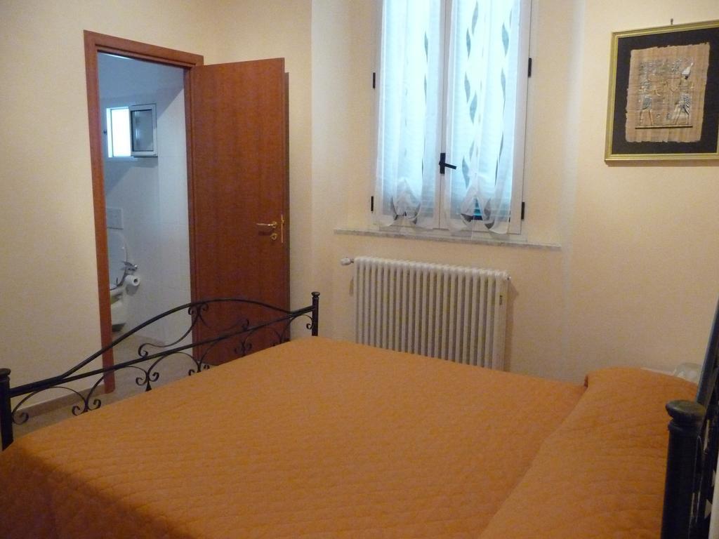 Bed and Breakfast Le Due Nicchie Matera Zimmer foto